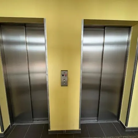 S 1 Spálňou V Tesnej Blízkosti Centra Košice