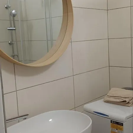 S 1 Spálňou V Tesnej Blízkosti Centra * Košice